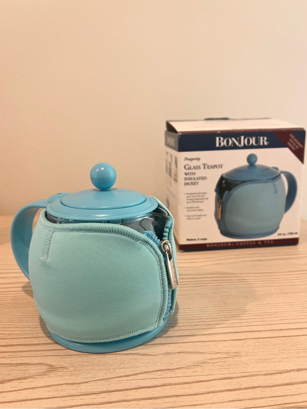 Bonjour Teal Glass Teapot with Insulated Zipper Jacket NWT NIB Super Cute!